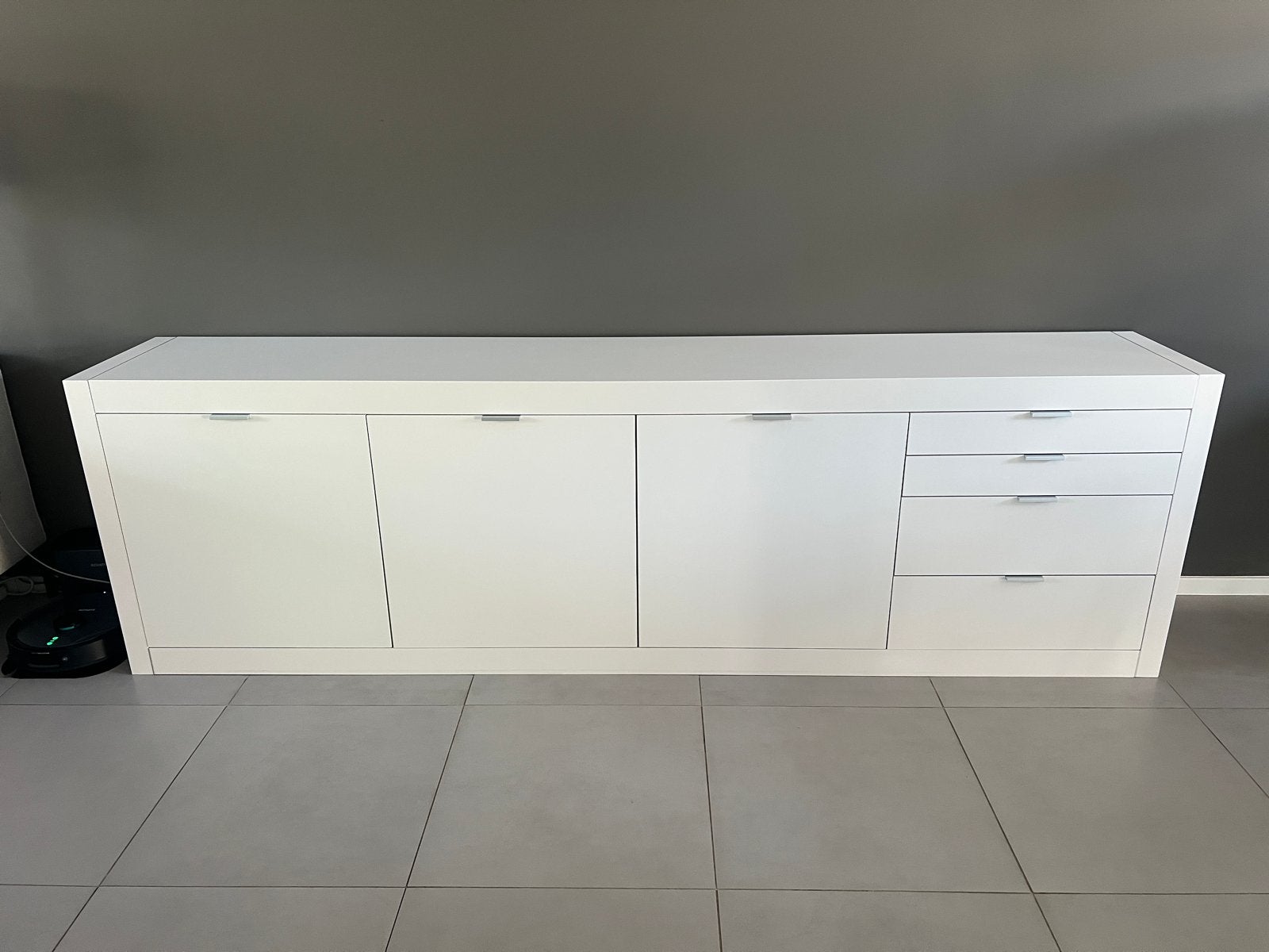 Pastoe dressoir wit 268cm met brede buitenranden, Gebruikt, Grenenhout, Ophalen of Verzenden, 200 cm of meer
