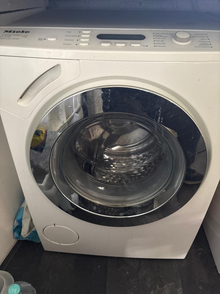 Miele W4146 Wasmachine - Zo goed als nieuw, Ophalen, Zo goed als nieuw, Voorlader, Kort programma
