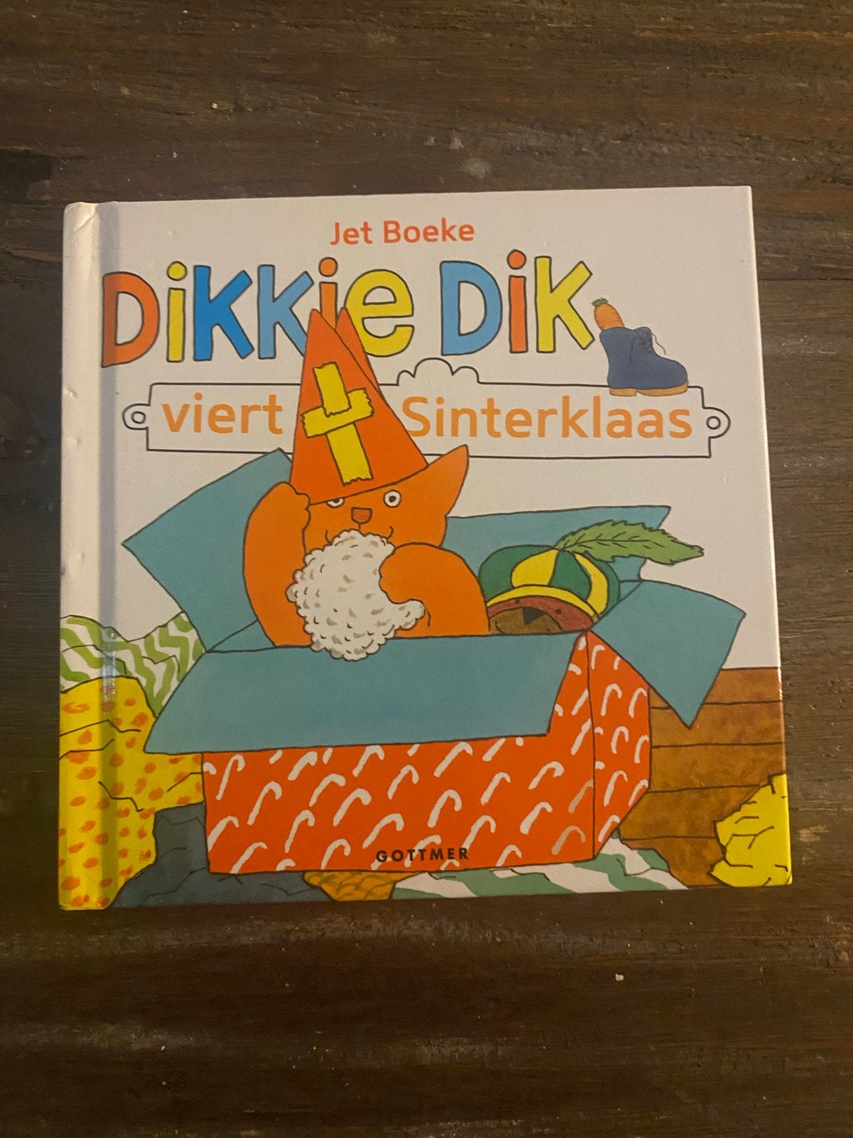 Dikkie Dik viert Sinterklaas - Prentenboek, Ophalen of Verzenden, Gelezen, Prentenboek