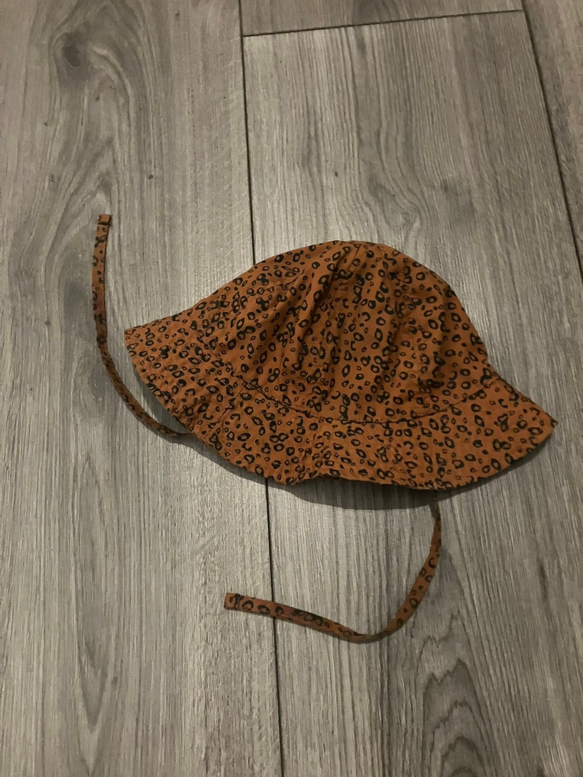 Hema luipaard print zonnehoedje 18-36maanden, Meisje, Hoed, Ophalen of Verzenden, Zo goed als nieuw