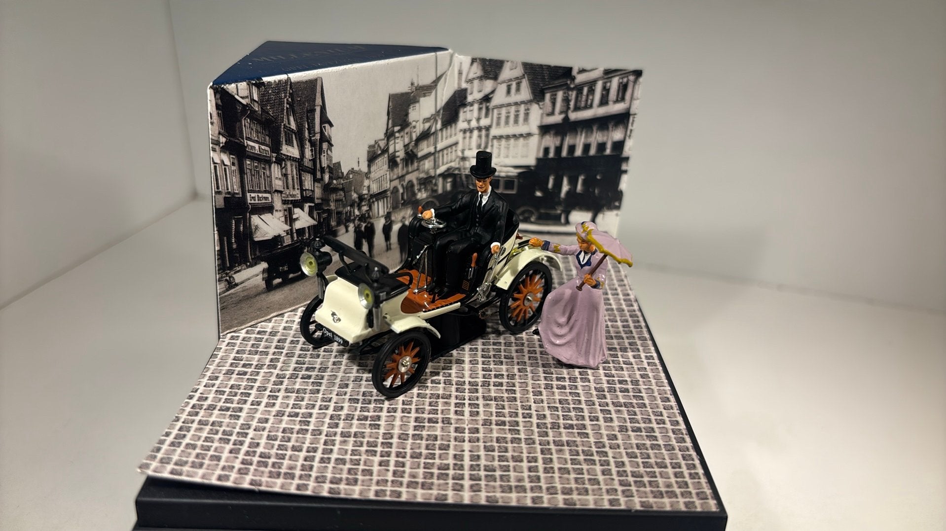 Opel lutzman 1899 vitesse 1.43, Hobby en Vrije tijd, Modelauto's | 1:43, Overige merken, Auto, Ophalen of Verzenden, A