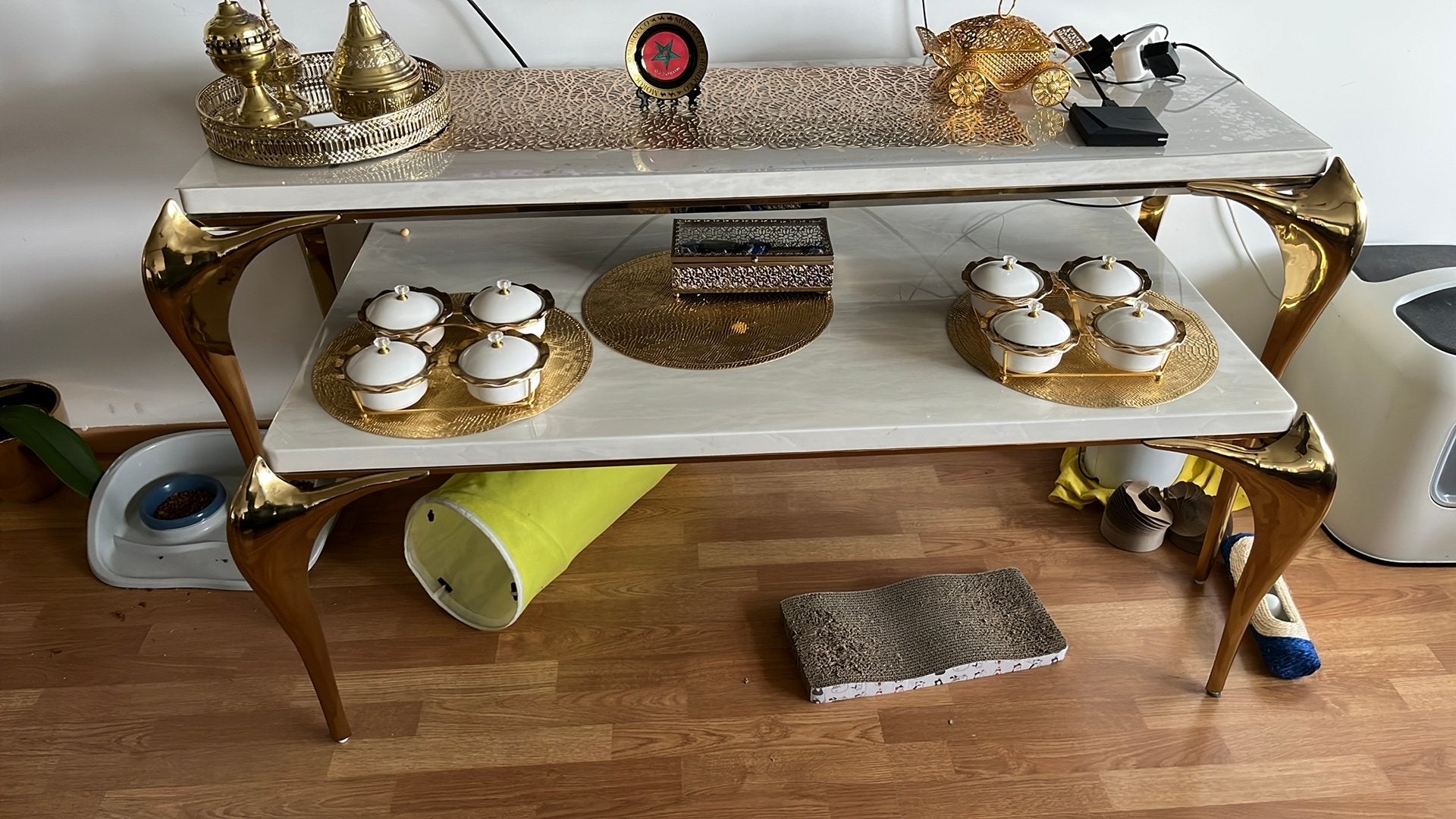 Mooie set eettafel salontafel en dressoir, Ophalen of Verzenden