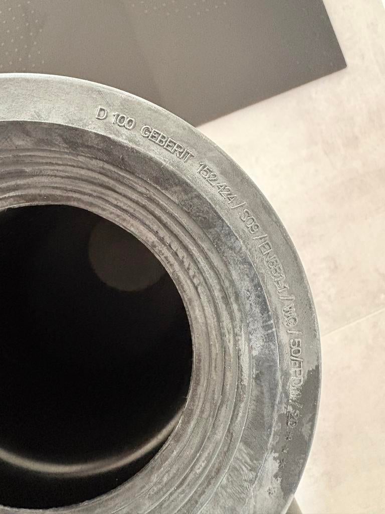 Geberit Afvoerbuis D 100, Doe-het-zelf en Verbouw, Buizen en Afvoer, Afvoer, Pvc, Nieuw, Ophalen of Verzenden