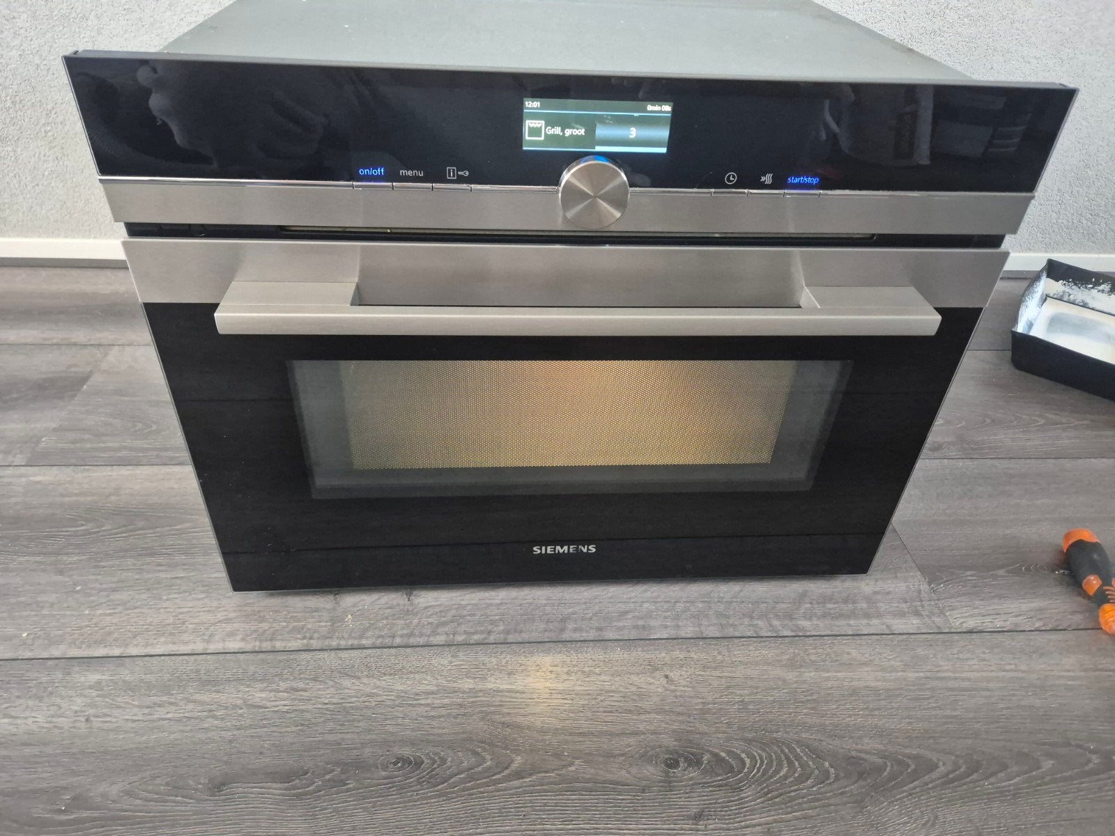 Siemens combi-oven/magnetron en pyrolyse met Home Connect, Ophalen, 45 tot 50 cm, Gebruikt, Siemens