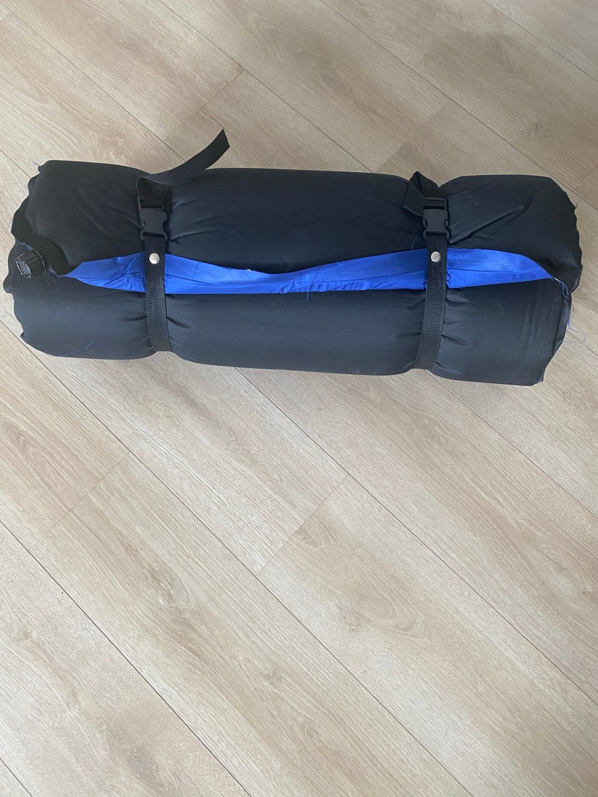 Comfortabel kamp matras - ideaal voor kamperen, Caravans en Kamperen, Slaapmatten, Ophalen of Verzenden, Gebruikt, 1-persoons