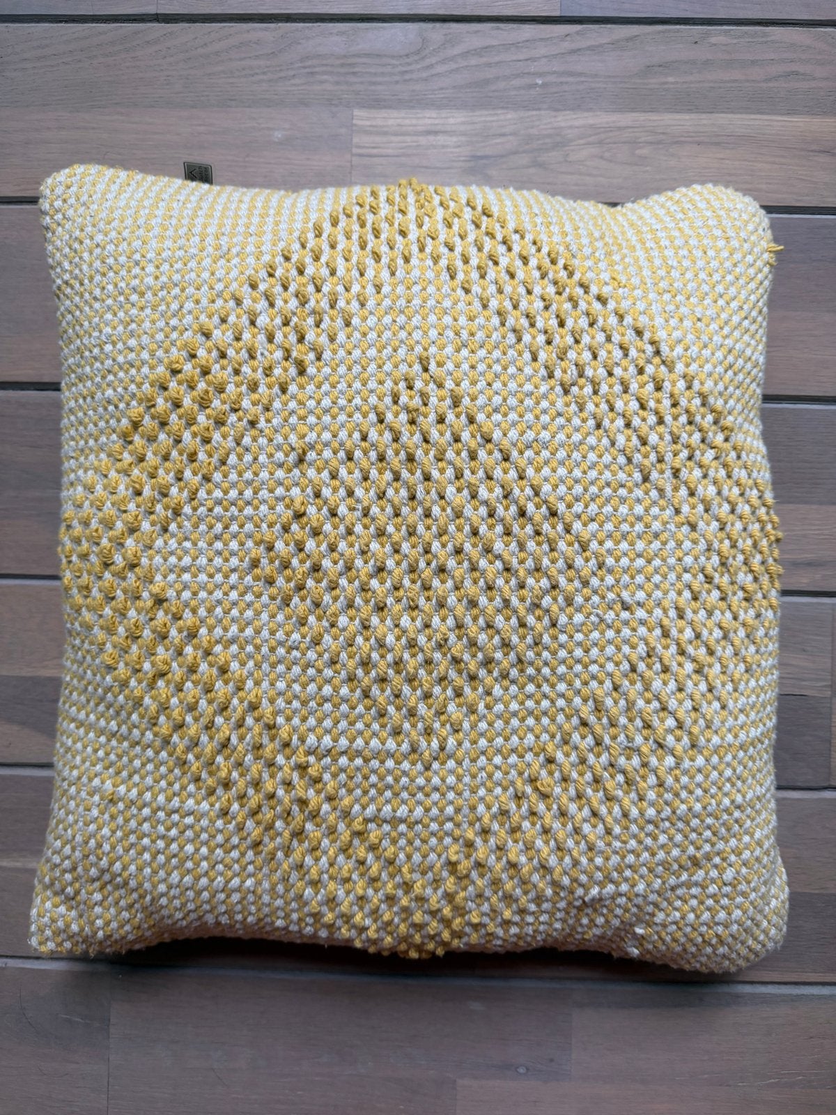 Geel/beige sierkussen 45x45 cm, Geel, Afneembare hoes, Vierkant, Ophalen of Verzenden