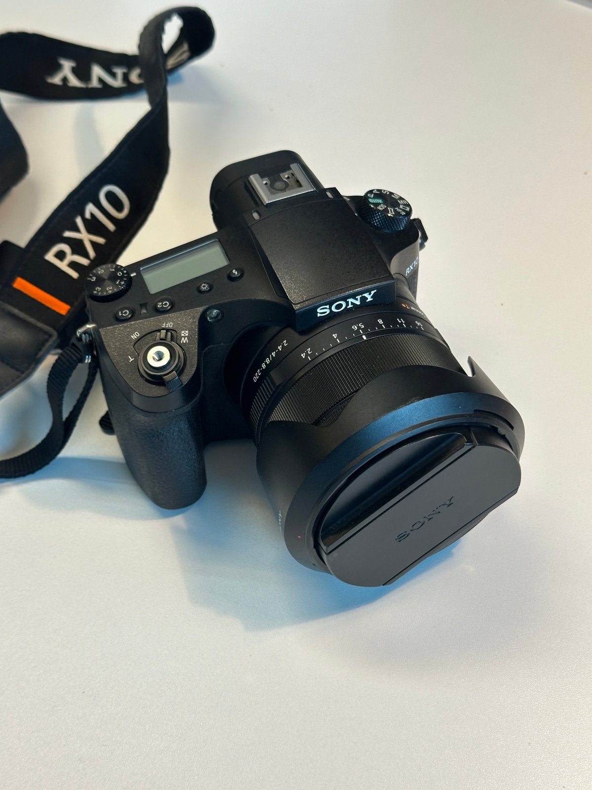 Sony RX10 III – uitstekende staat + 3 accu’s en lader