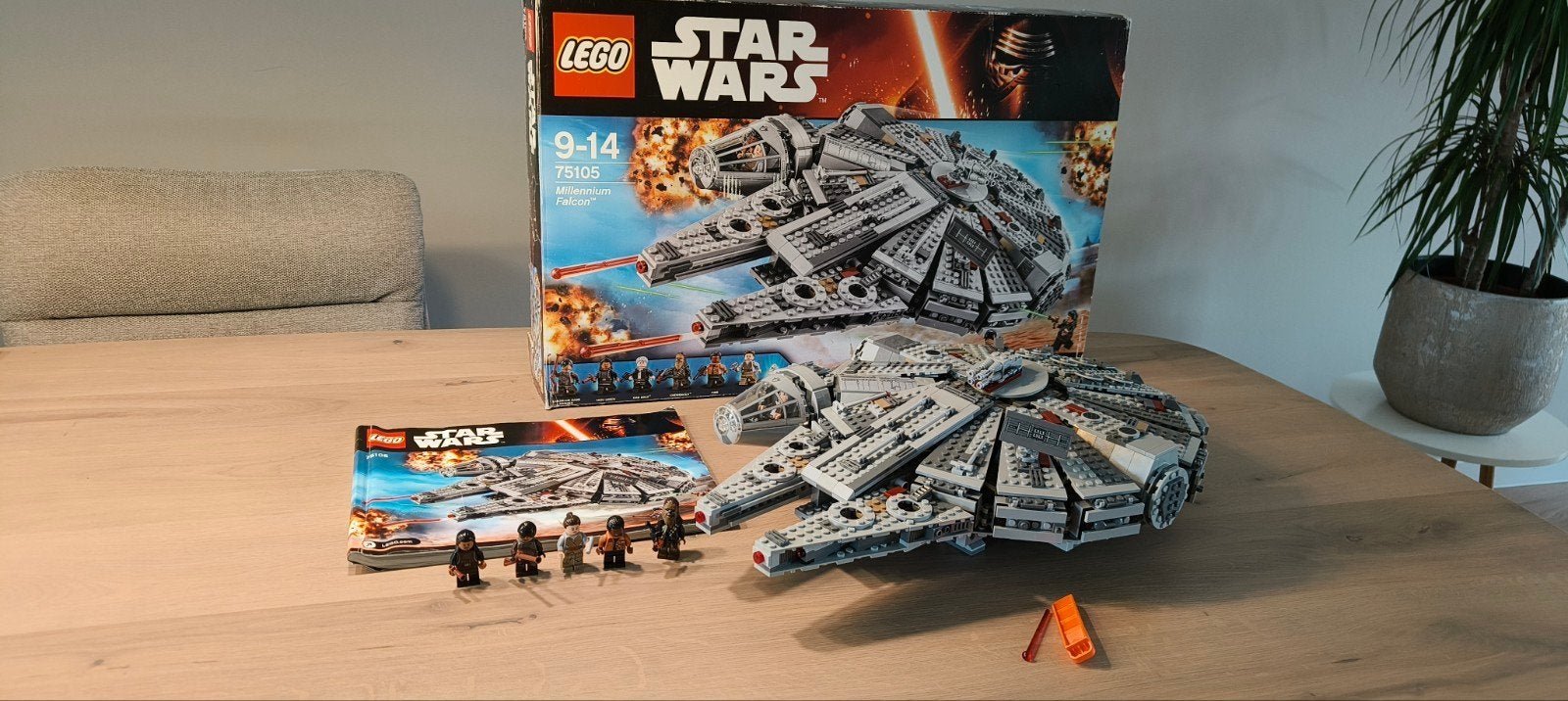 Lego Star Wars Millennium Falcon 75105, Gebruikt, Star Wars, Lego, Ophalen of Verzenden