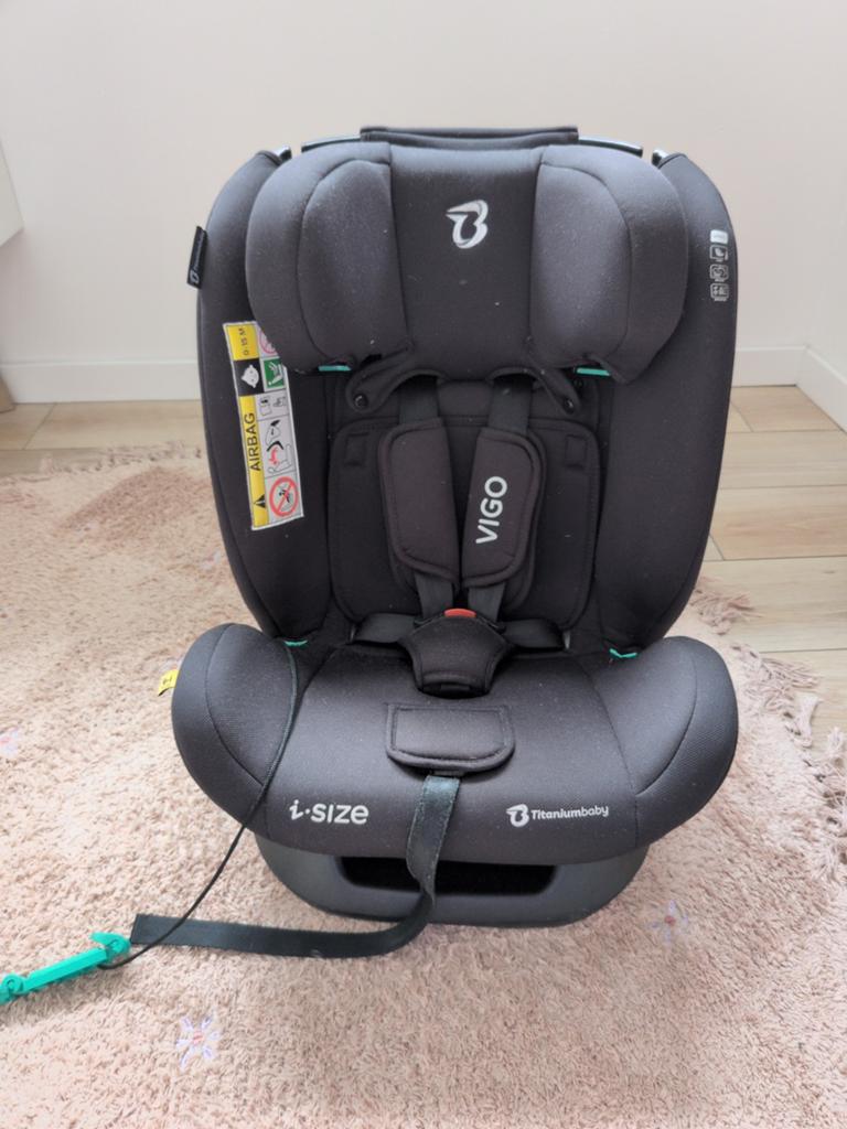 ​Titaniumbaby Vigo Autostoel (i-Size) - Zwart - Zgan, 15 t/m 36 kg, Zo goed als nieuw, Isofix, Ophalen