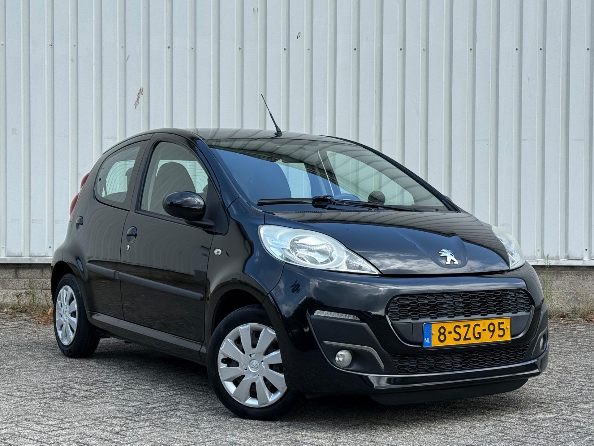 Peugeot 107 1.0 Active 2e Eigenaar,Airco,ElektrischeRamen,IS, Auto's, Voorwielaandrijving, Euro 5, Stof, Gebruikt