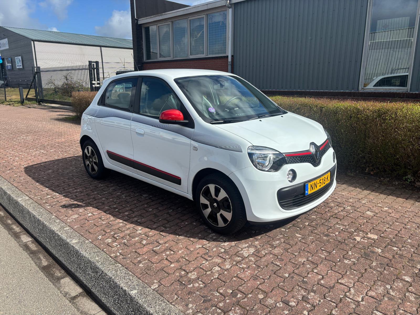 Nette Renault Twingo 1.0 (2017)- APK tot okt 2026, Auto's, Renault, Voorwielaandrijving, 840 kg, 4 stoelen, Wit