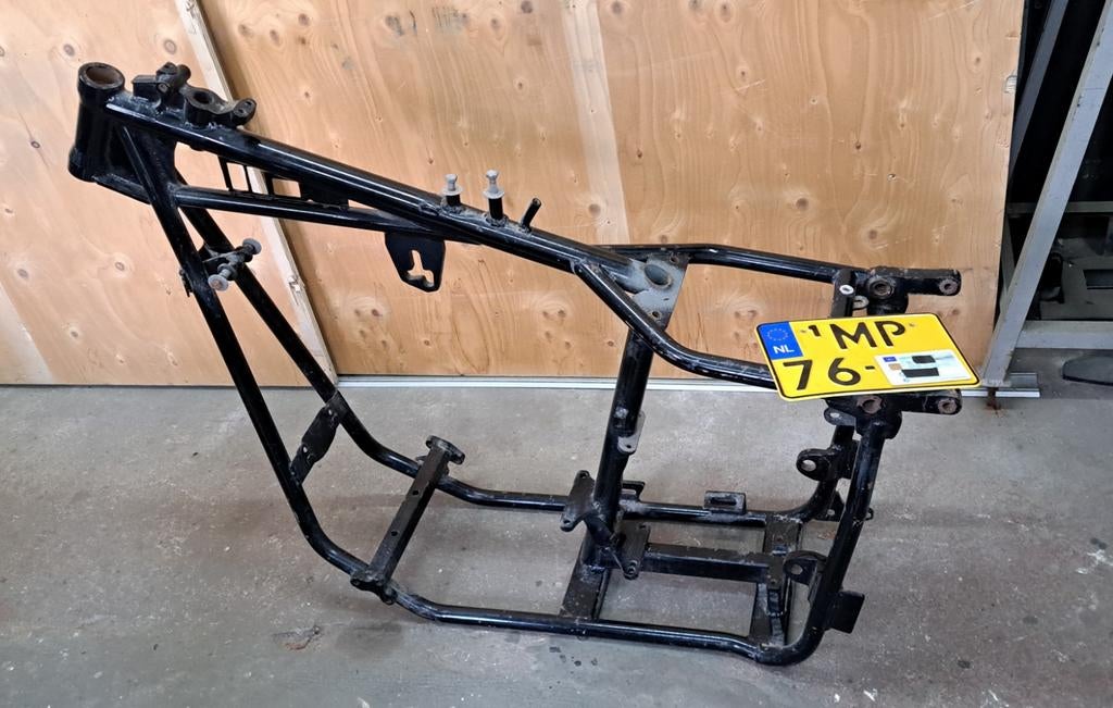Frame met zelfbouw kenteken, Ophalen