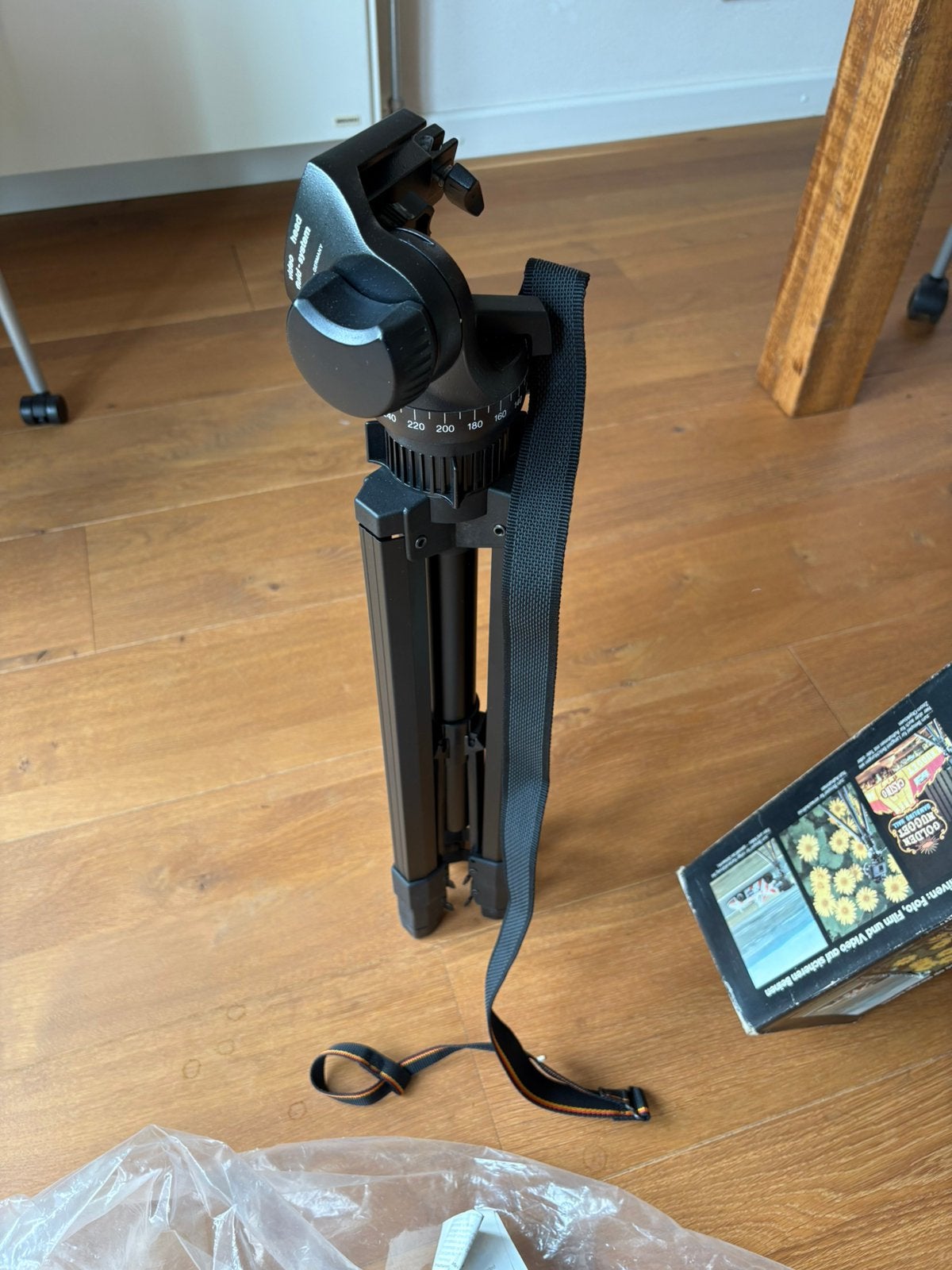 Bilora profilo tripod statief 6134, Ophalen, Gebruikt
