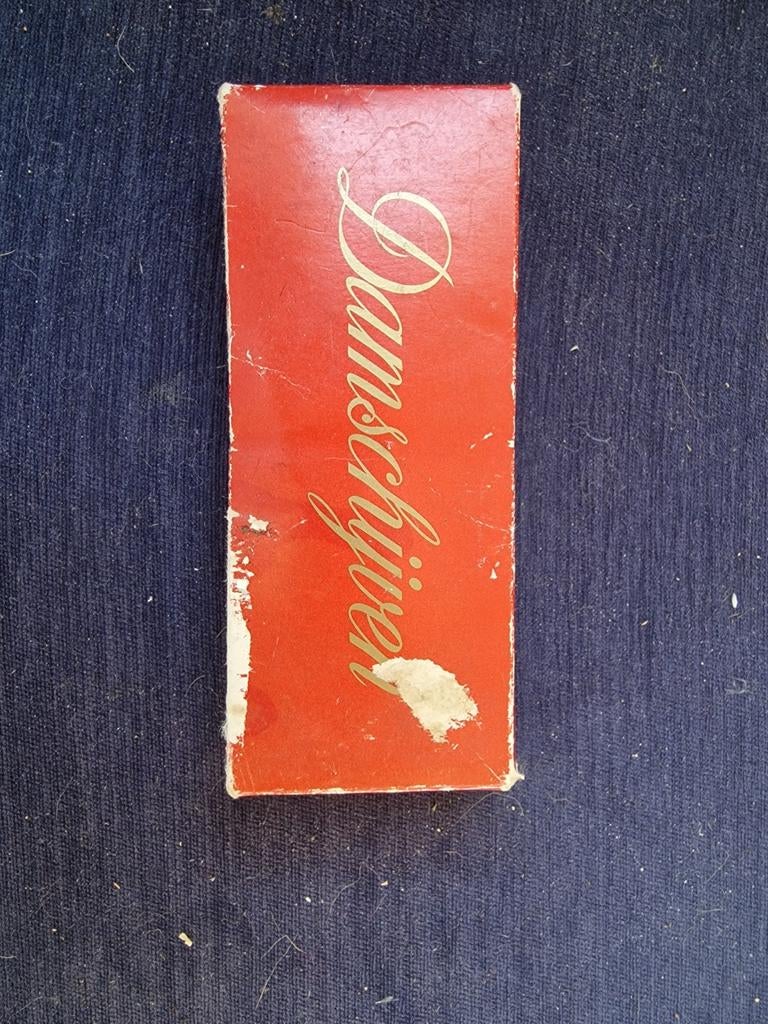 Vintage Damschijven in originele doos, Hobby en Vrije tijd, Gezelschapsspellen | Bordspellen, Een of twee spelers, Ophalen of Verzenden