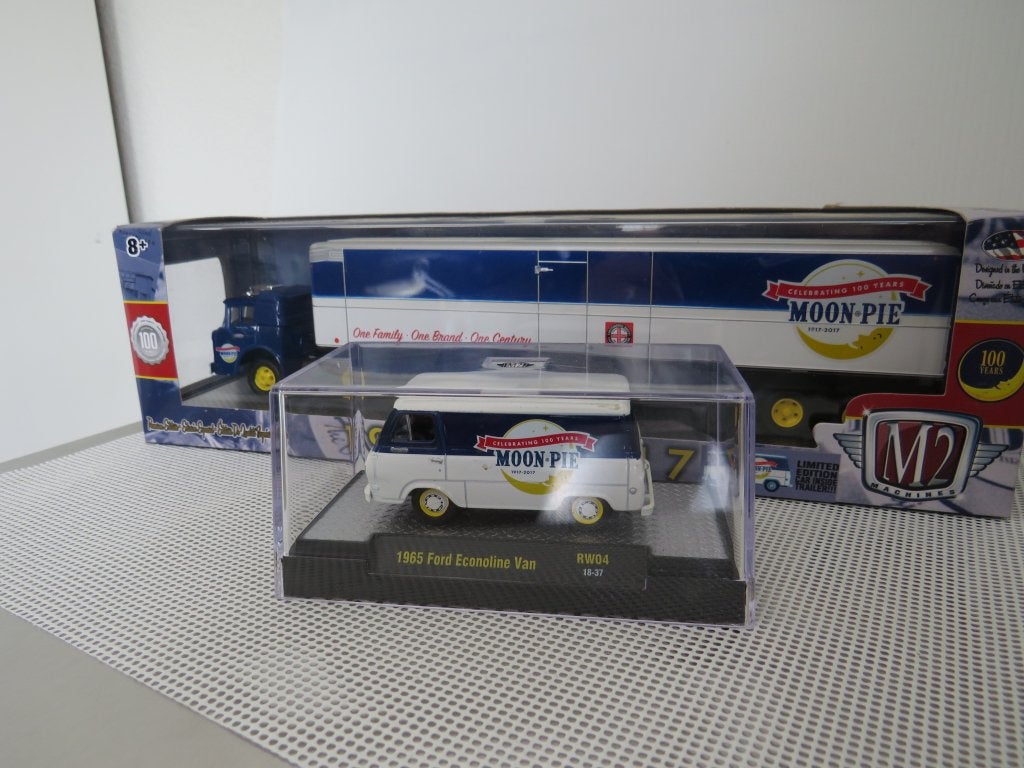 Ford C-950 Moon-Pie, Ophalen, Zo goed als nieuw, Bus of Vrachtwagen