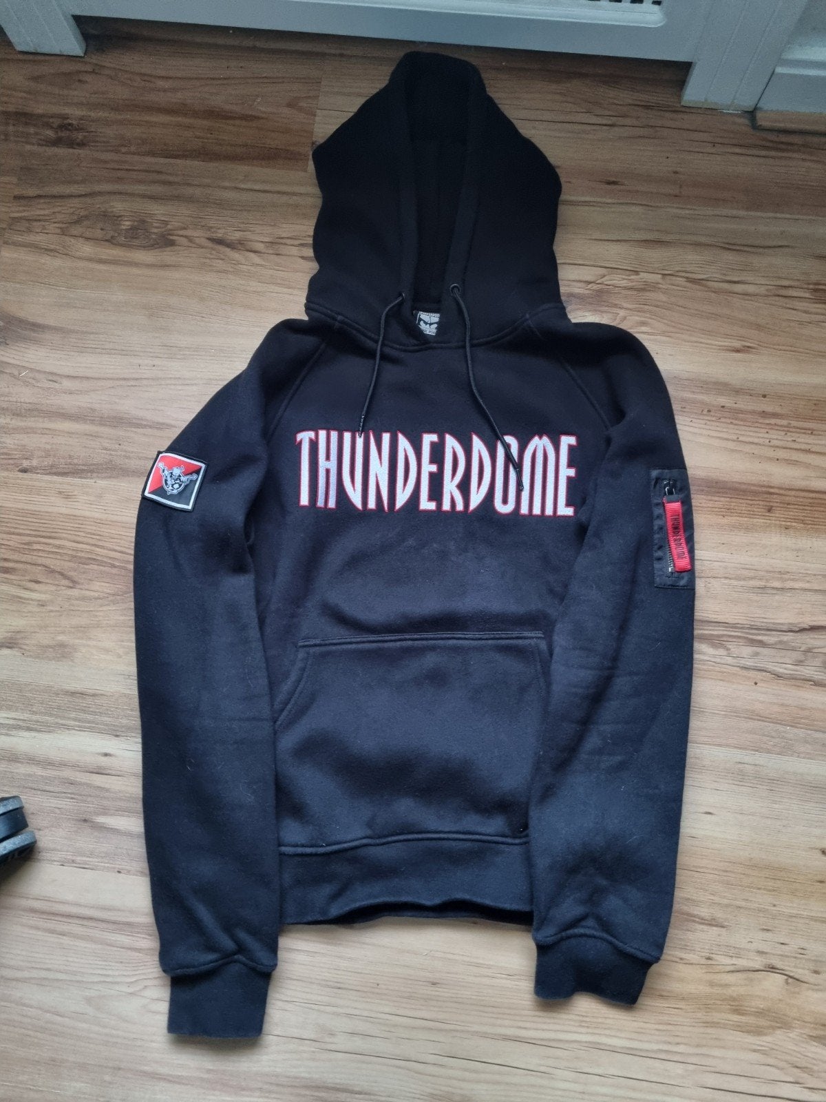 Origineel Thunderdome hoodie maat M, Ophalen of Verzenden, Zo goed als nieuw, Zwart