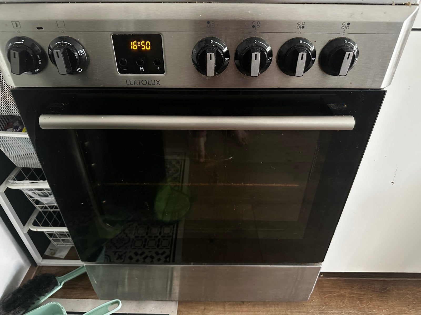 fornuizen met oven, Zo goed als nieuw, Gas, Vrijstaand, 85 tot 90 cm