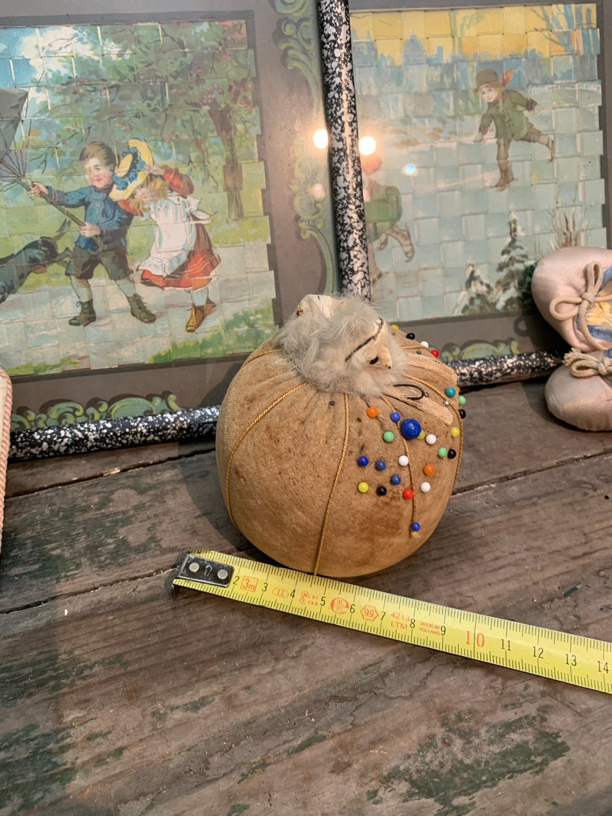 Vintage Speldenkussen met Half doll Muisje - Naaiaccessoire, Antiek en Kunst, Ophalen of Verzenden