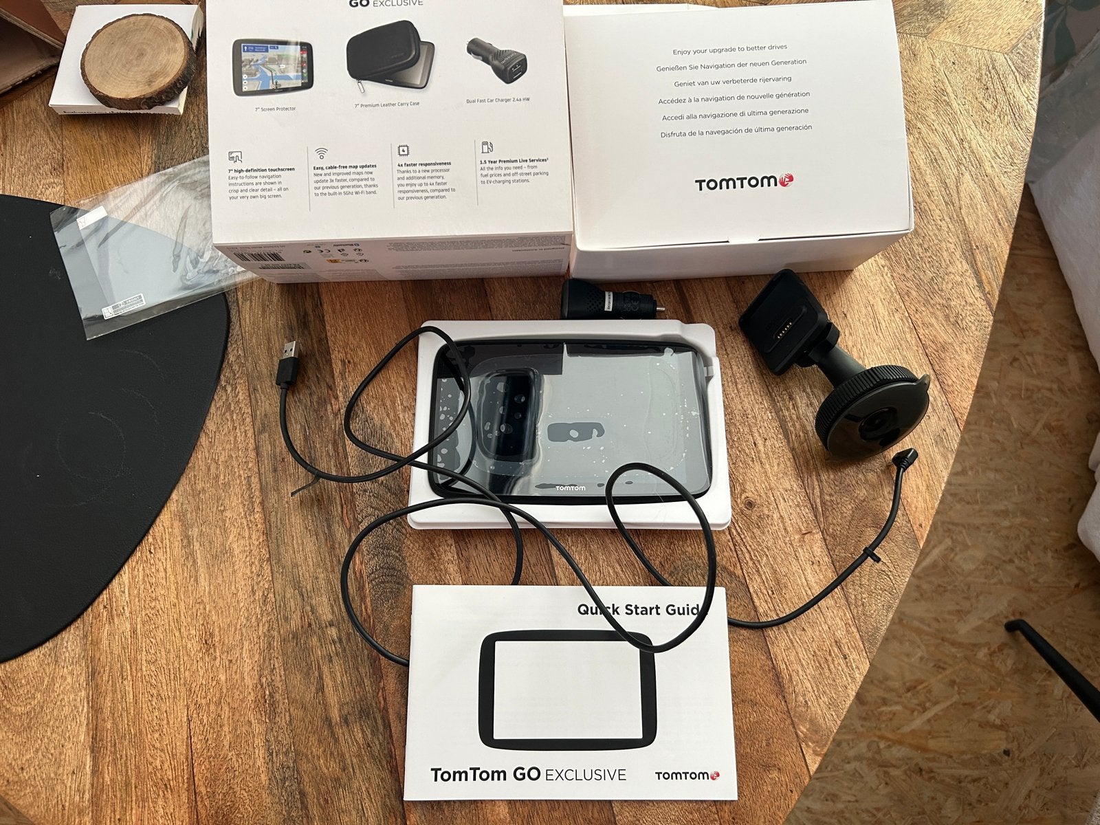 TomTom GO Exclusive Navigatiesysteem - Zo goed als nieuw, Auto diversen, Autonavigatie, Jan1087@hotmail.com, Ophalen of Verzenden