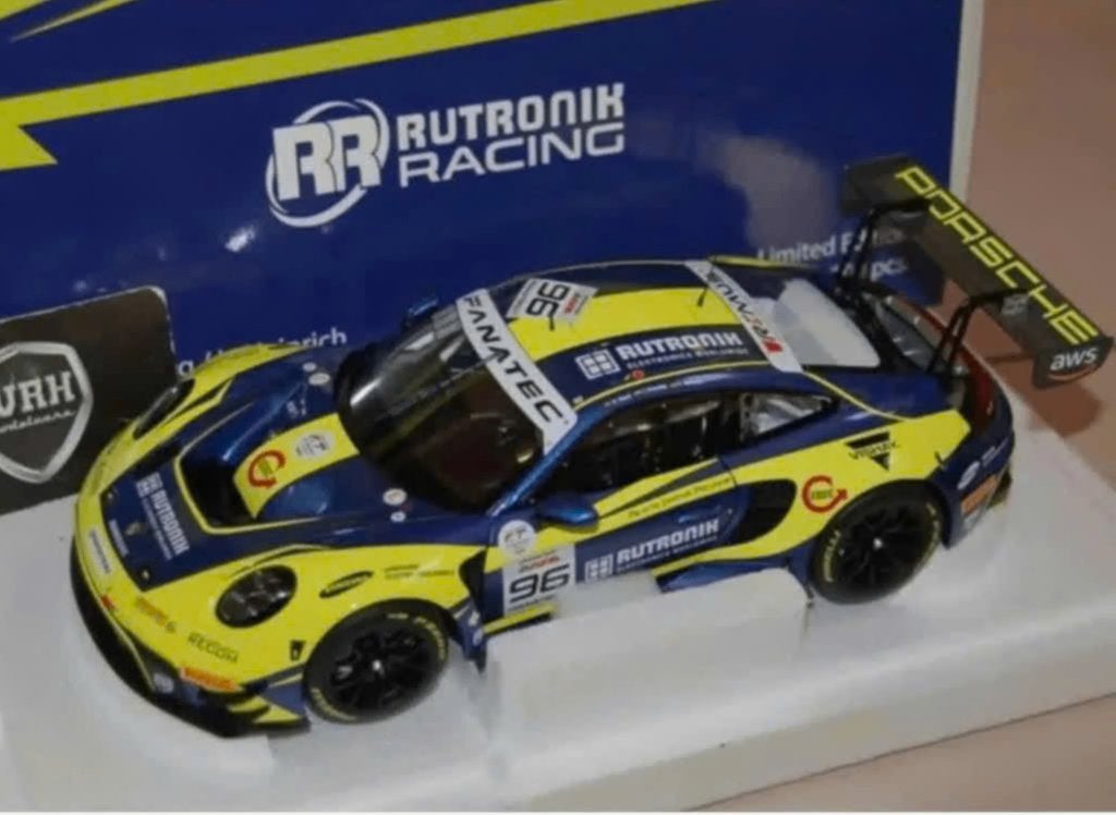 1:18 PORSCHE 911 GT3R #96 RUTRONIK SPA 2023 Minichamps WRH, Hobby en Vrije tijd, Modelauto's | 1:18, Verzenden, Zo goed als nieuw