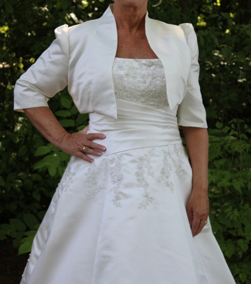 Te koop z.g.a.n. off white trouwjurk maat 40/42, Kleding | Dames, Ophalen, Zo goed als nieuw, Wit, Trouwjurk