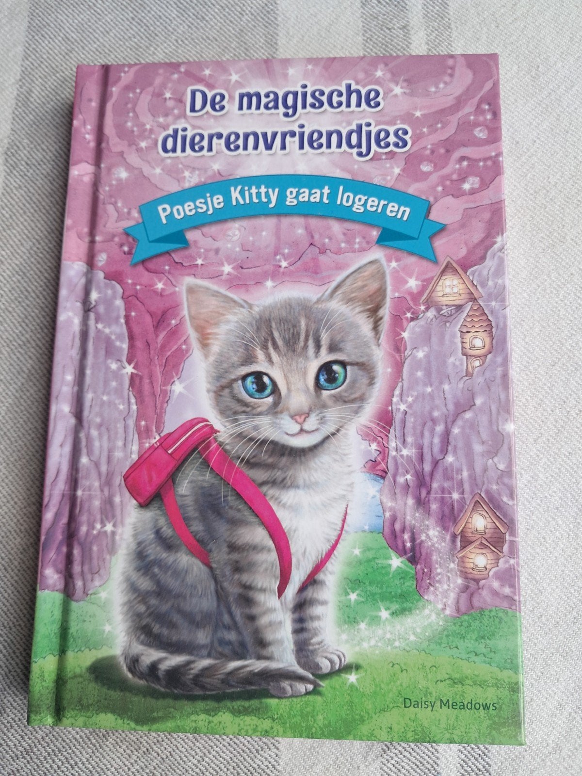 De magische dierenvriendjes: Poesje Kitty gaat logeren, Ophalen of Verzenden, Zo goed als nieuw, Daisy Meadows, Fictie algemeen