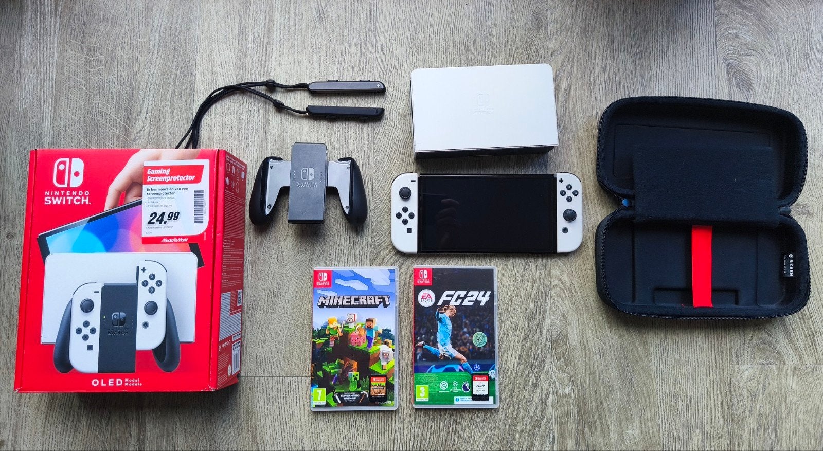 Nintendo Switch OLED 64GB (Nieuwstaat) + FC24 +Minecraft, Switch OLED, Met games, Met 2 controllers, Ophalen of Verzenden