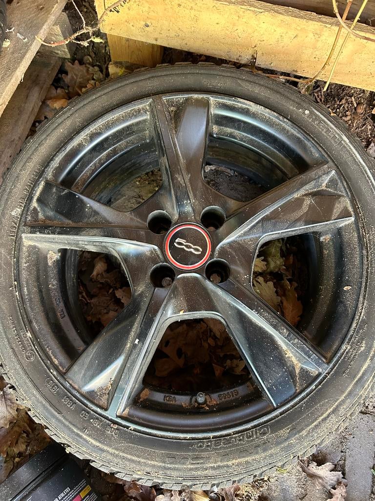 Fiat 500 naafdoppen, Ophalen, Gebruikt