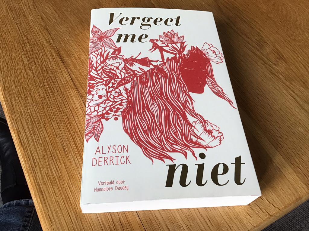 Vergeet mij niet ,pracht roman,over geheugen verlies, Ophalen of Verzenden, Zo goed als nieuw