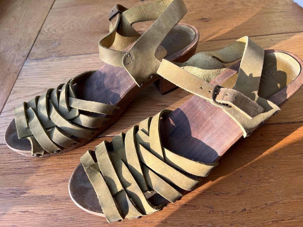 Sanita Deense KlompSandalen leer met houten zool en hak, Zo goed als nieuw, Groen, Sandalen of Muiltjes, Ophalen of Verzenden