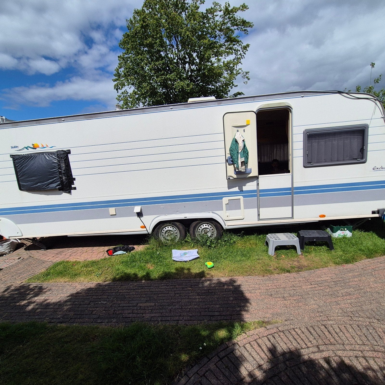 Hobby Exclusive Caravan - Ruim en Comfortabel, Rondzit, Hobby, Frans bed, 7 tot 8 meter