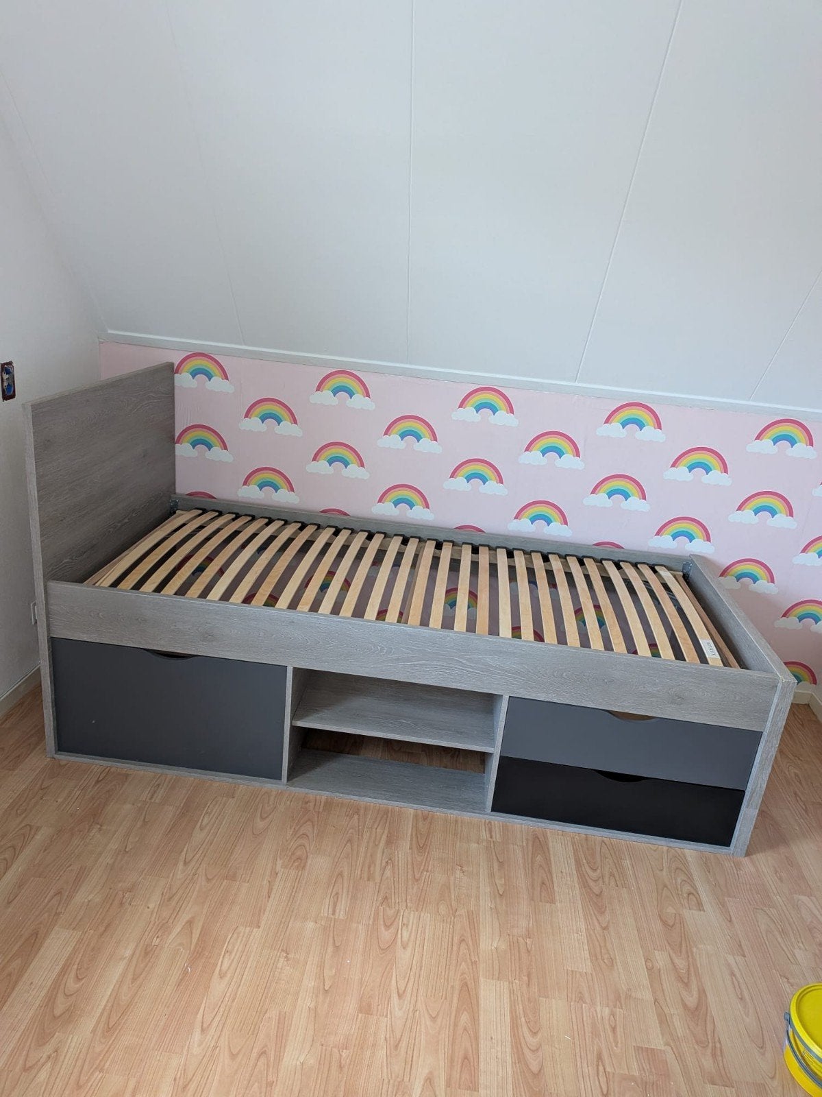 Eenpersoonsbed met opbergruimte en lattenbodem, Leen Bakker, Ophalen, Gebruikt, 90 cm, Eenpersoons