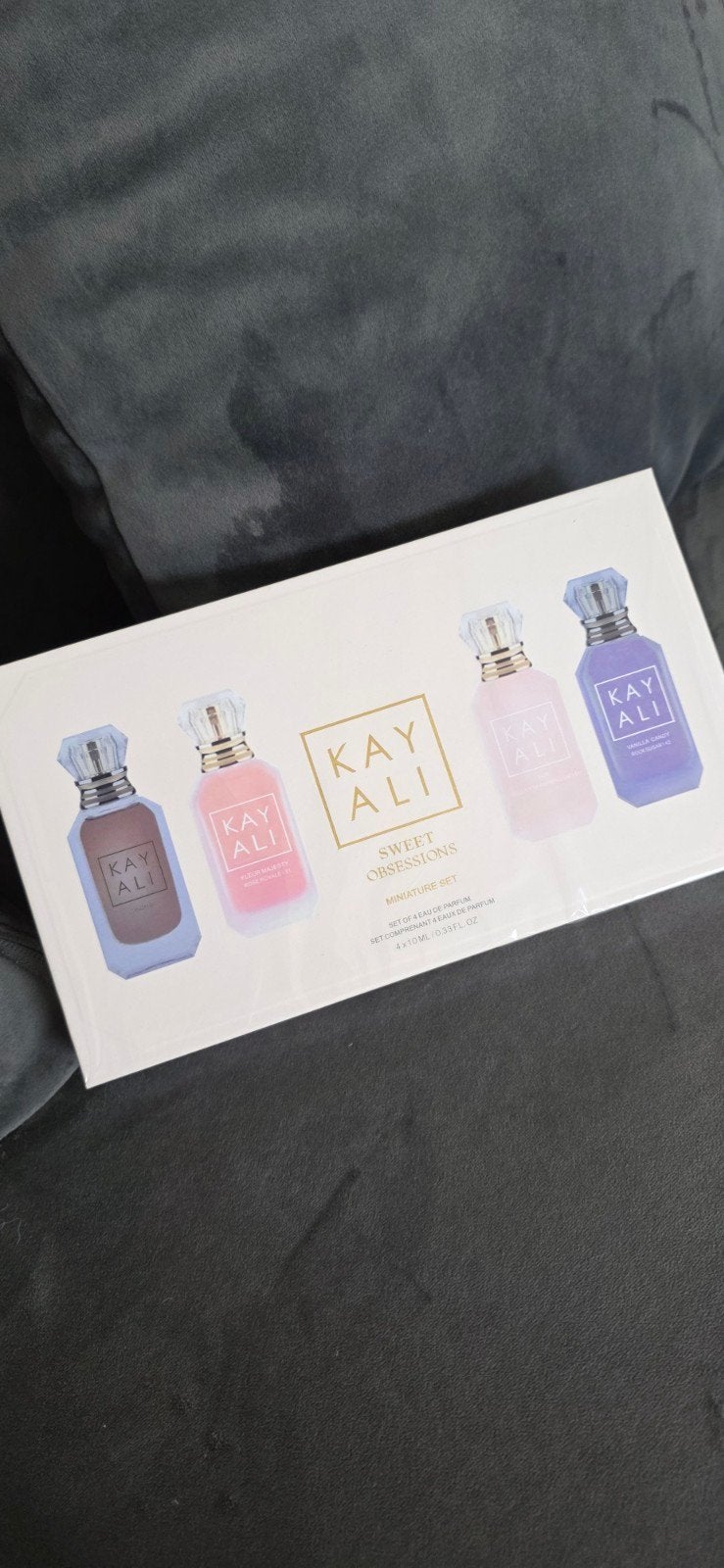 Kayali Sweet Obsessions Miniature Set 4 x 10 ml, Sieraden, Tassen en Uiterlijk, Uiterlijk | Parfum, Ophalen of Verzenden, Nieuw