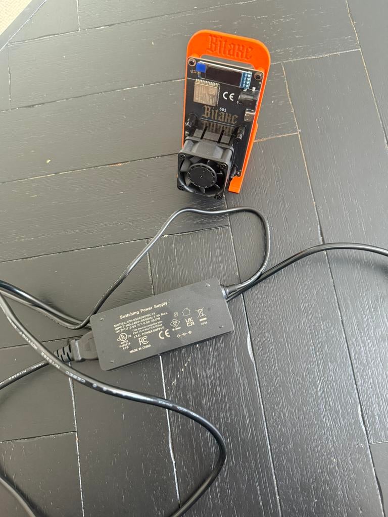 Bitaxe miner, Computers en Software, Servers, Ophalen of Verzenden, Zo goed als nieuw