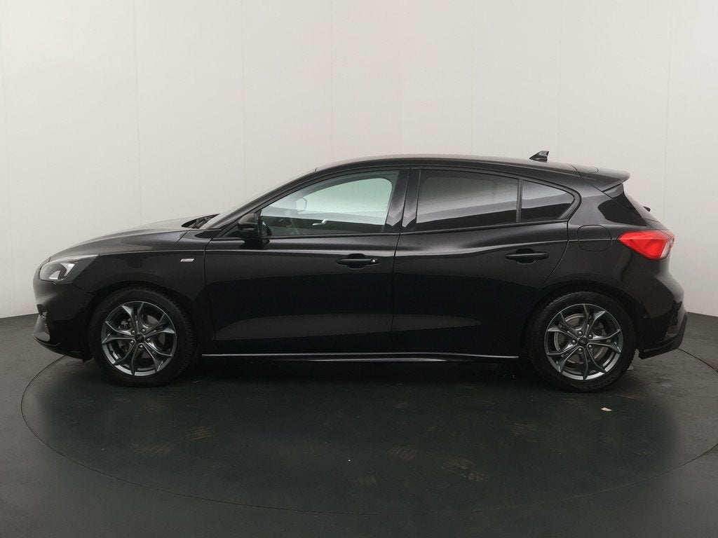 Ford Focus EcoBoost 125 pk ST-Line | Camera | Winter Pack |, Stof, Gebruikt, Zwart, Bedrijf