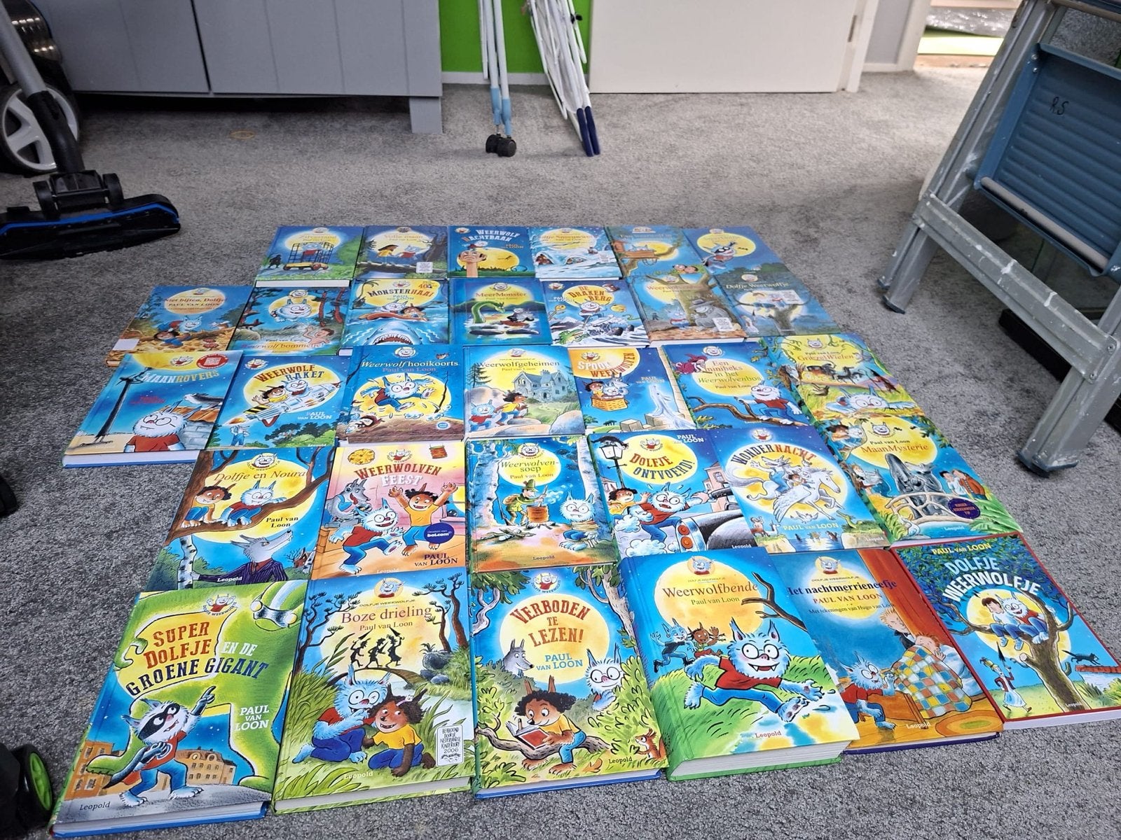 Grote collectie Dolfje Weerwolfje boeken - Paul van Loon, Boeken, Kinderboeken | Jeugd | onder 10 jaar, Ophalen of Verzenden, Gelezen