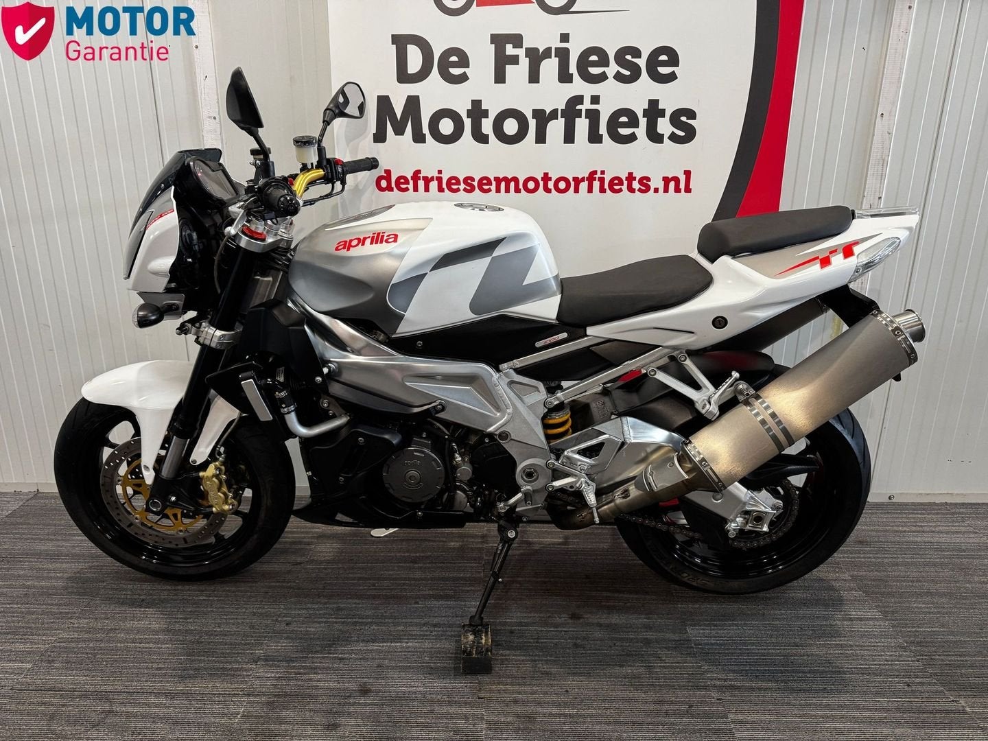 APRILIA Tuono 1000 R (bj 2011) VERKOCHT, Motoren, Motoren | Aprilia, Toermotor, meer dan 35 kW, 2 cilinders, Motorrijbewijs A