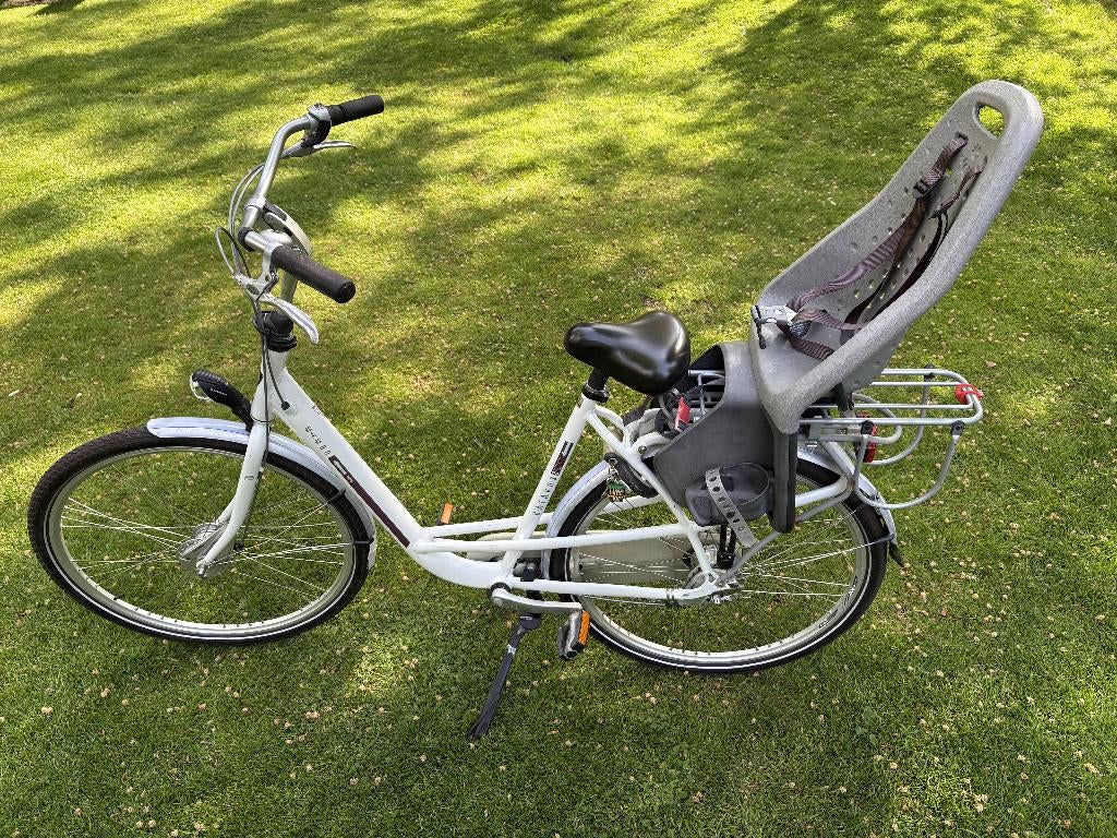 Metallic White Batavus Mambo Damesfiets + Yepp kinderzitje., Fietsen en Brommers, Fietsen | Dames | Moederfietsen, Gebruikt, Batavus