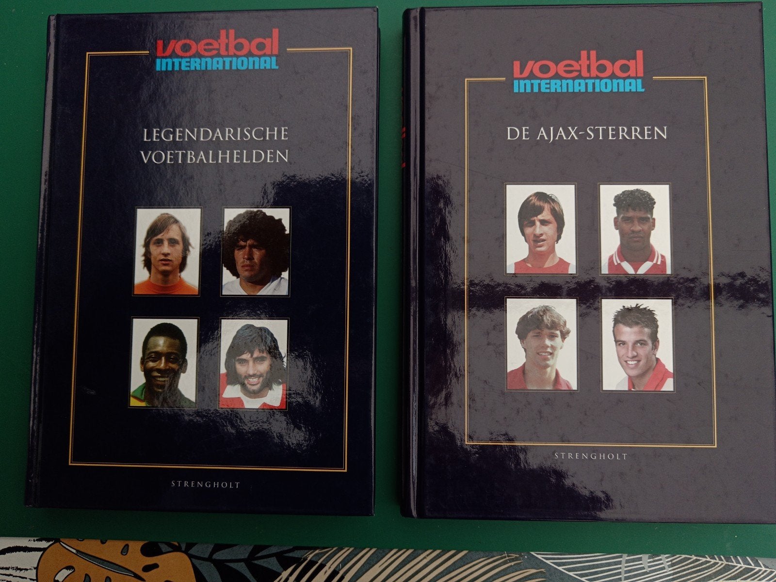voetbal international van Strengholt, Ophalen of Verzenden, Zo goed als nieuw, Artiest