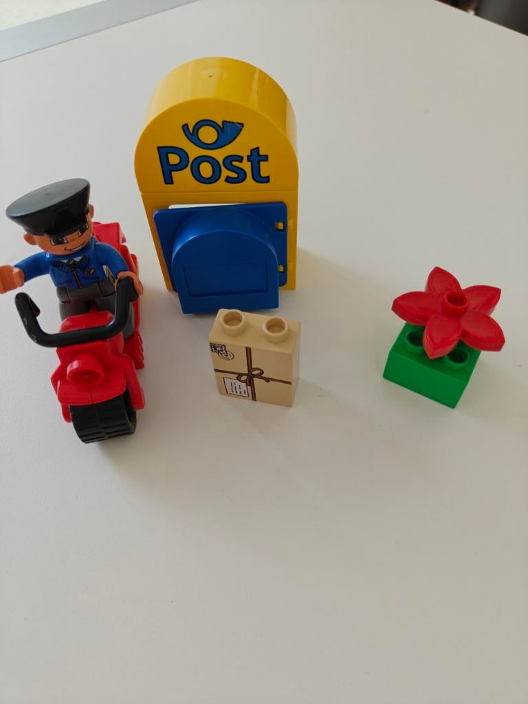Duplo Postbode met motor, brievenbus en pakketje, Inclusief minifiguren, Gebruikt, Overige thema's, Ophalen of Verzenden