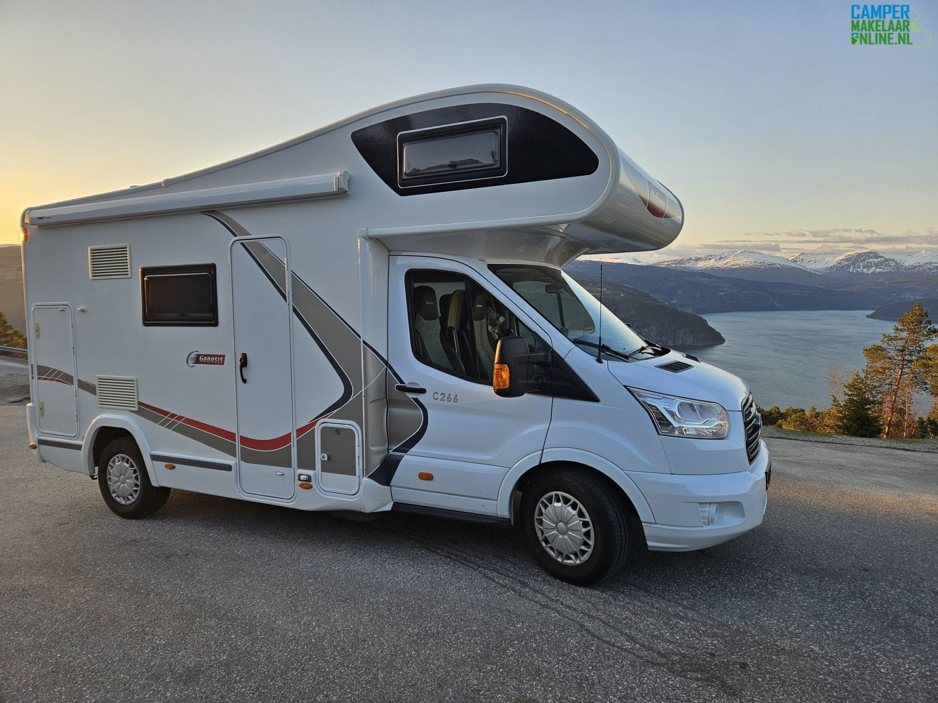 Challenger Genesis C266 (6 pers.) – Ideale Gezinscamper, Alkoof, Bedrijf, Challenger, Elektrische ramen