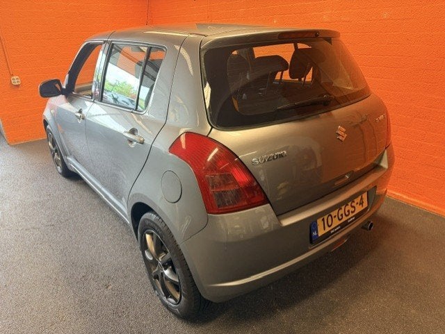 Suzuki Swift 1.5 16V / 5 DEURS / GLS / AIRCO!, Auto's, Voorwielaandrijving, 4 cilinders, 400 kg, Swift