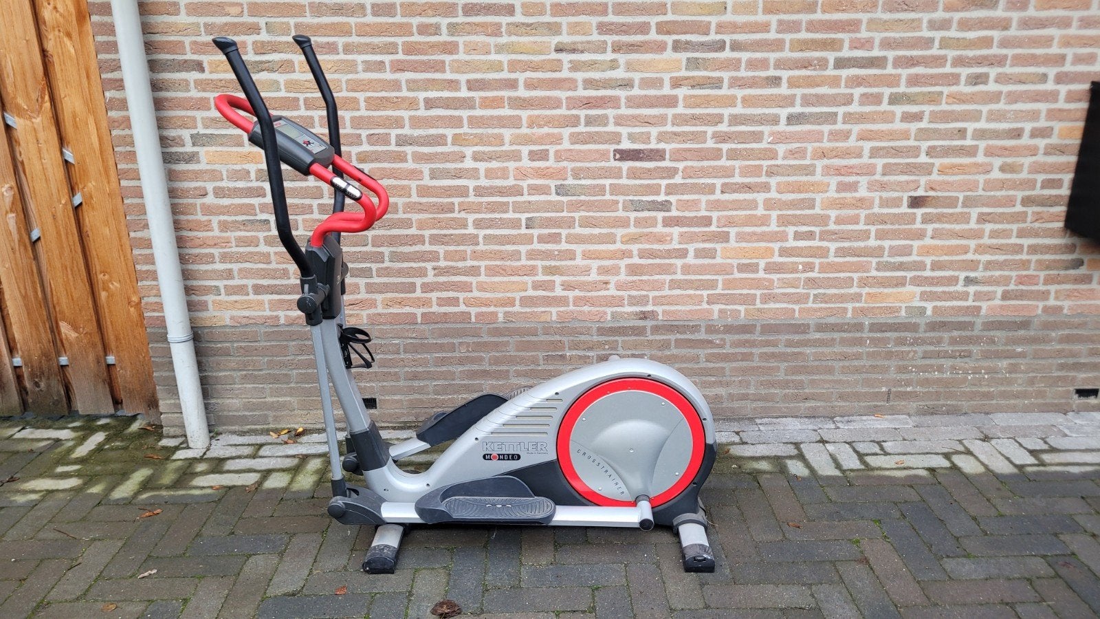 Crosstrainer, hometrainer en roeimachine, Ophalen, Gebruikt