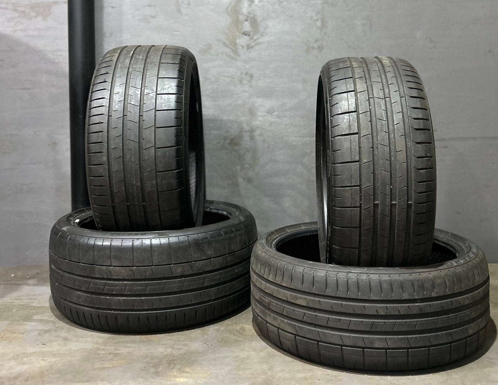 20 inch Zomerbanden 235/30/20 235/35/20 265/35/20, Ophalen, 235 mm, Band(en), Personenwagen
