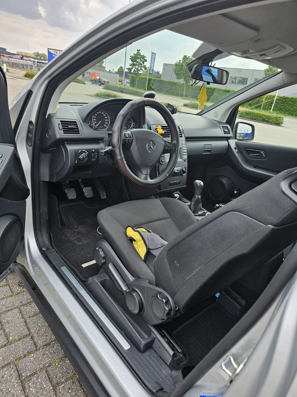 Mercedes-Benz A-Klasse 1.5 A160 3DRS 2010 Grijs, Voorwielaandrijving, 1498 cc, 49 €/maand, Origineel Nederlands