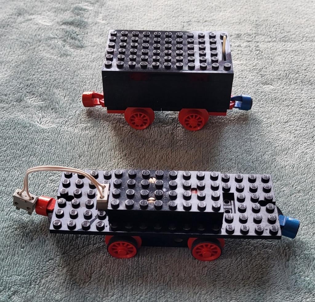 Lego trein 4,5 Volt locomotief motor + plaat & batterij box., Ophalen of Verzenden, Gebruikt, Complete set, Lego