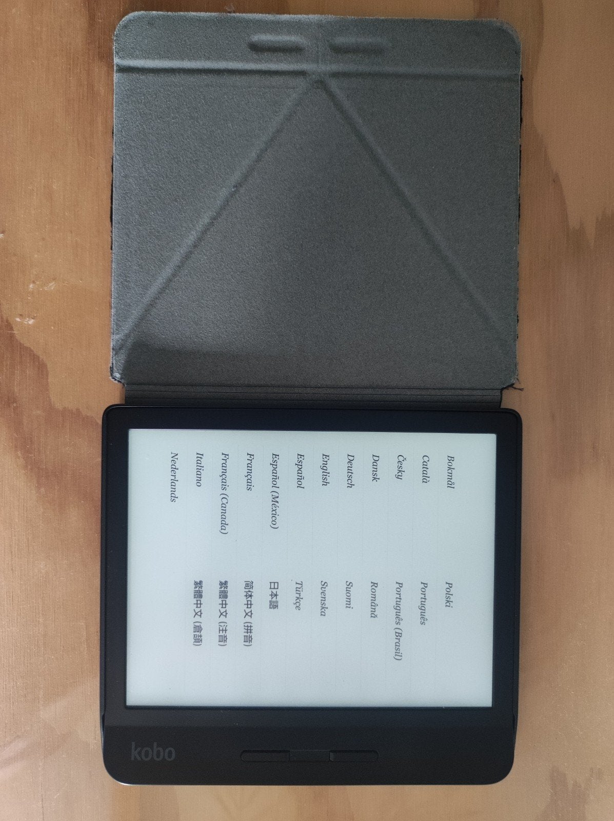 Kobo e-reader Libra H20 + sleepcover met hoesje, Computers en Software, E-readers, Gebruikt, 8 GB, Kobo, Ophalen of Verzenden