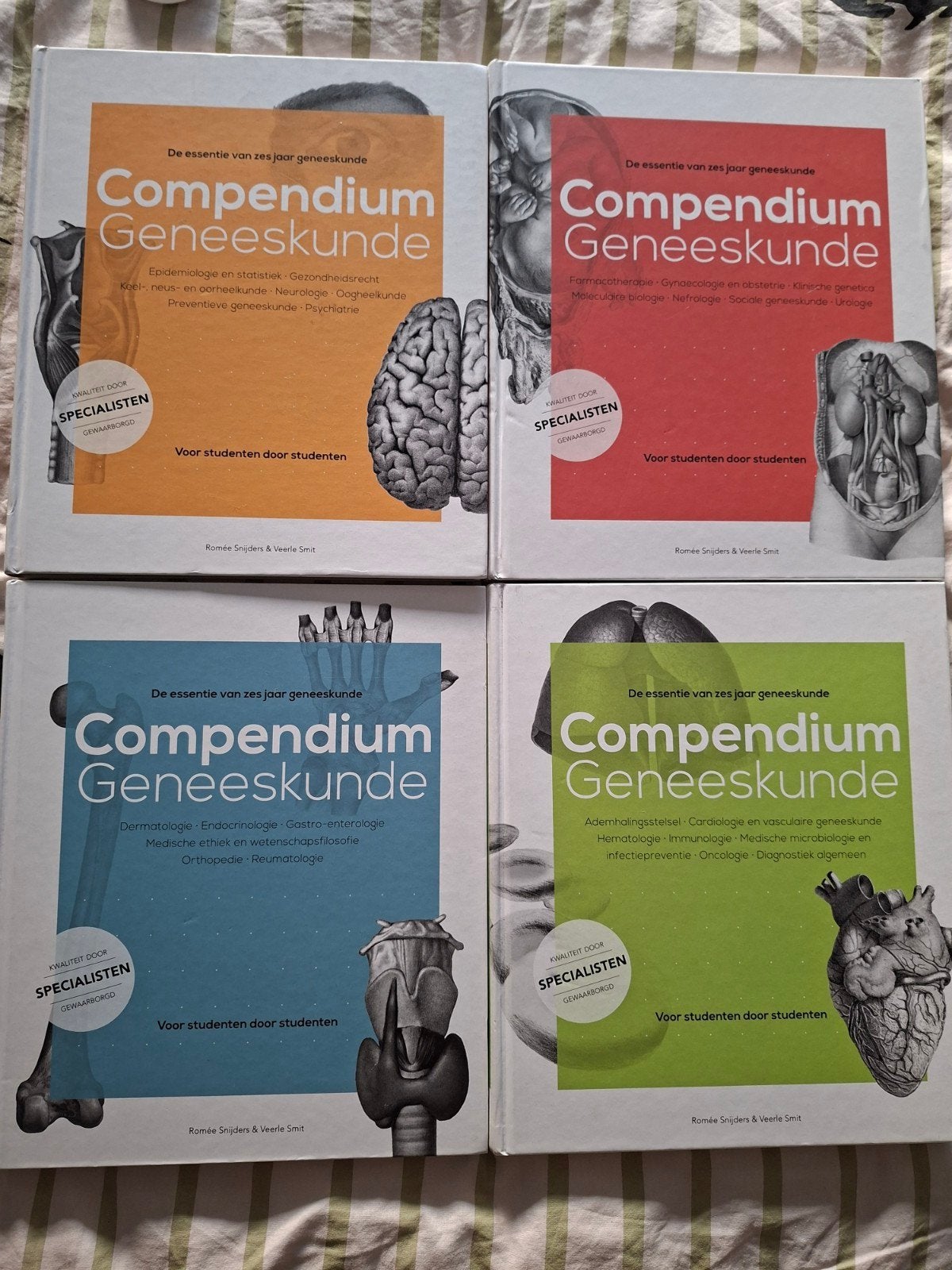 Compendium Geneeskunde - Complete set (4 delen), Romée Snijders & Veerle Smit, Ophalen of Verzenden, Zo goed als nieuw, Beta