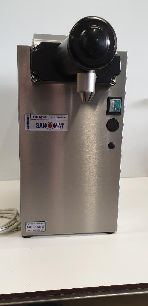Slagroommachine 2ltr Sanomat, Zakelijke goederen, Horeca | Keukenapparatuur, Ophalen of Verzenden, Gebruikt