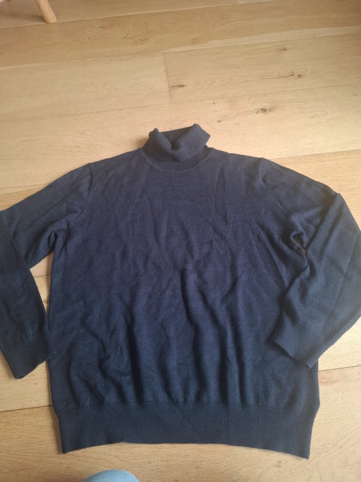 Donkerblauwe coltrui van B.B. Company, maat L, Kleding | Heren, Maat 52/54 (L), Blauw, Ophalen of Verzenden, Gedragen